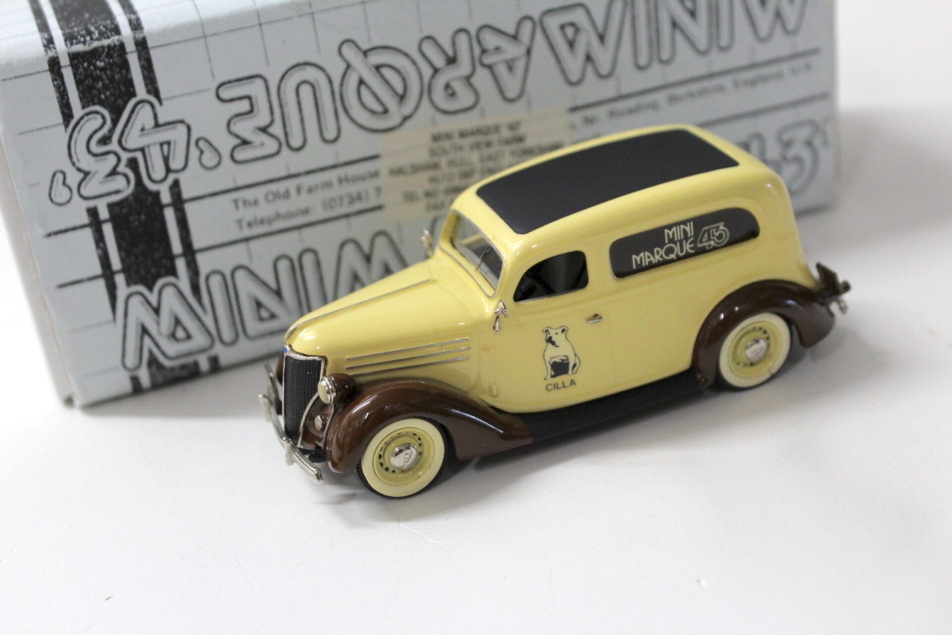1:43 MINIMARQUE 43 Ford V8 Sedan Delivery Van 1936 "Cilla" yellow/ brown