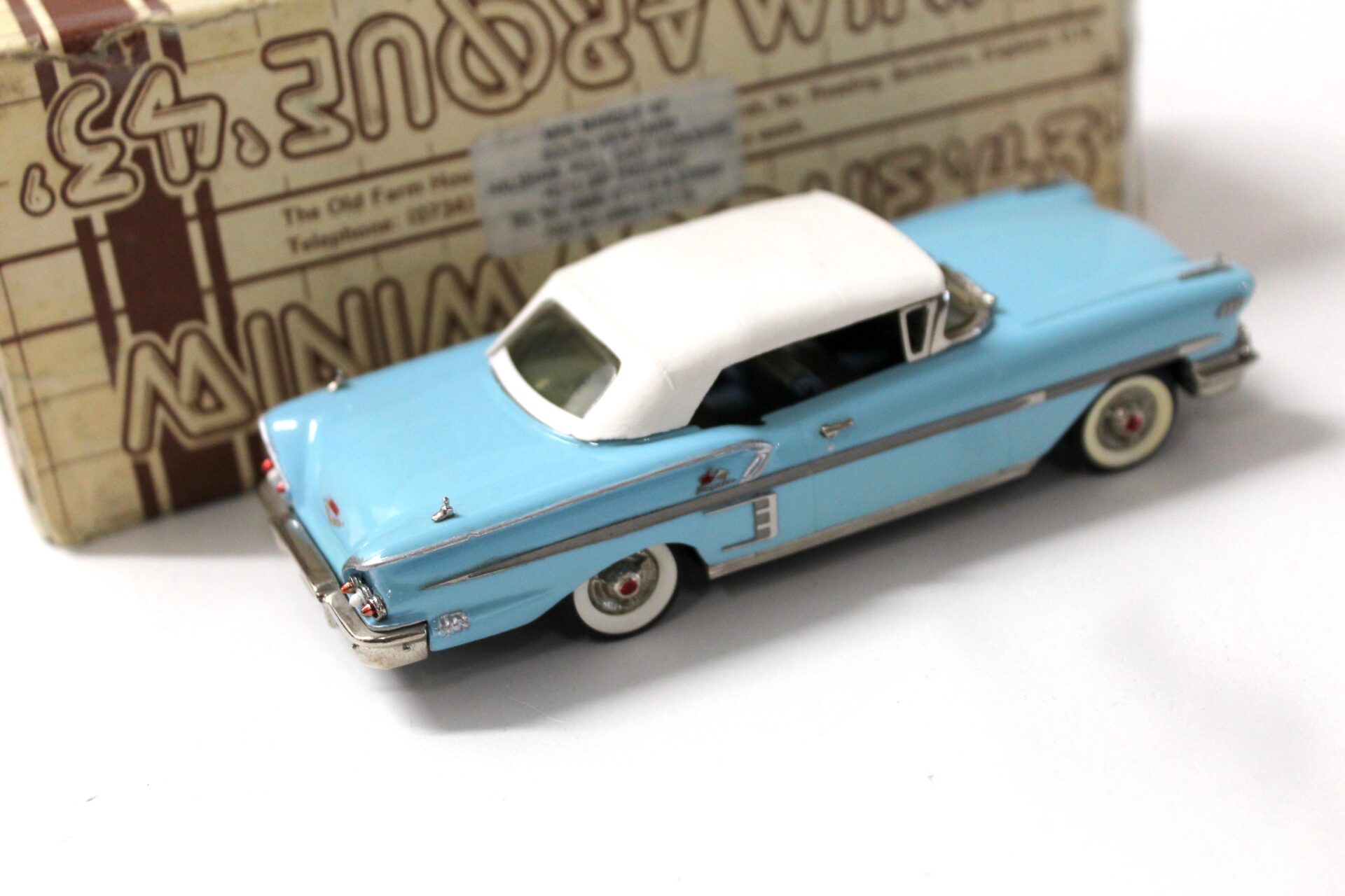 1:43 MINIMARQUE 43 Chevrolet Impala Convertible Top UP 1958 blue