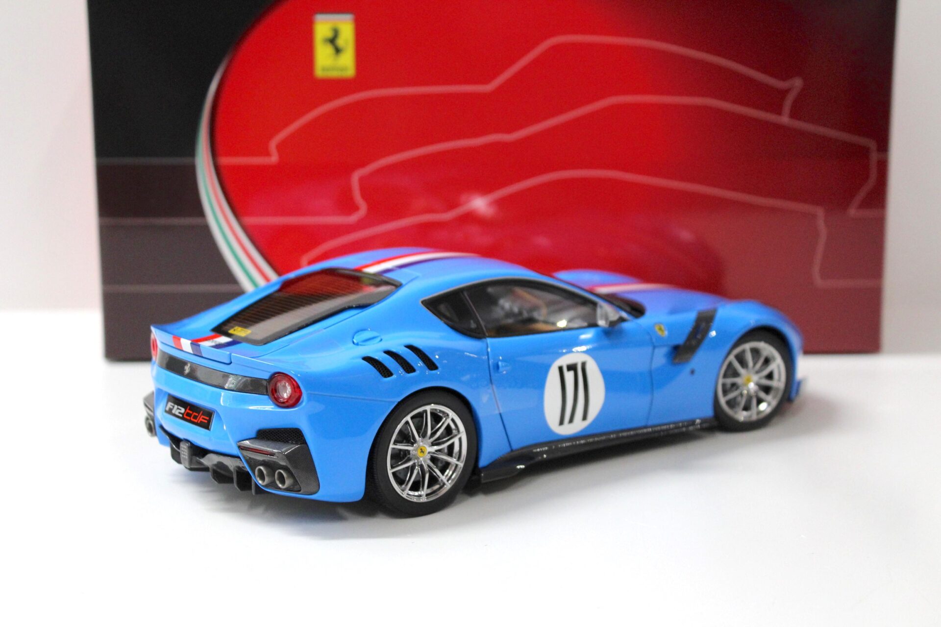 1:18 BBR Ferrari F12 TDF Tailor Made blue #171 FULL OPENING