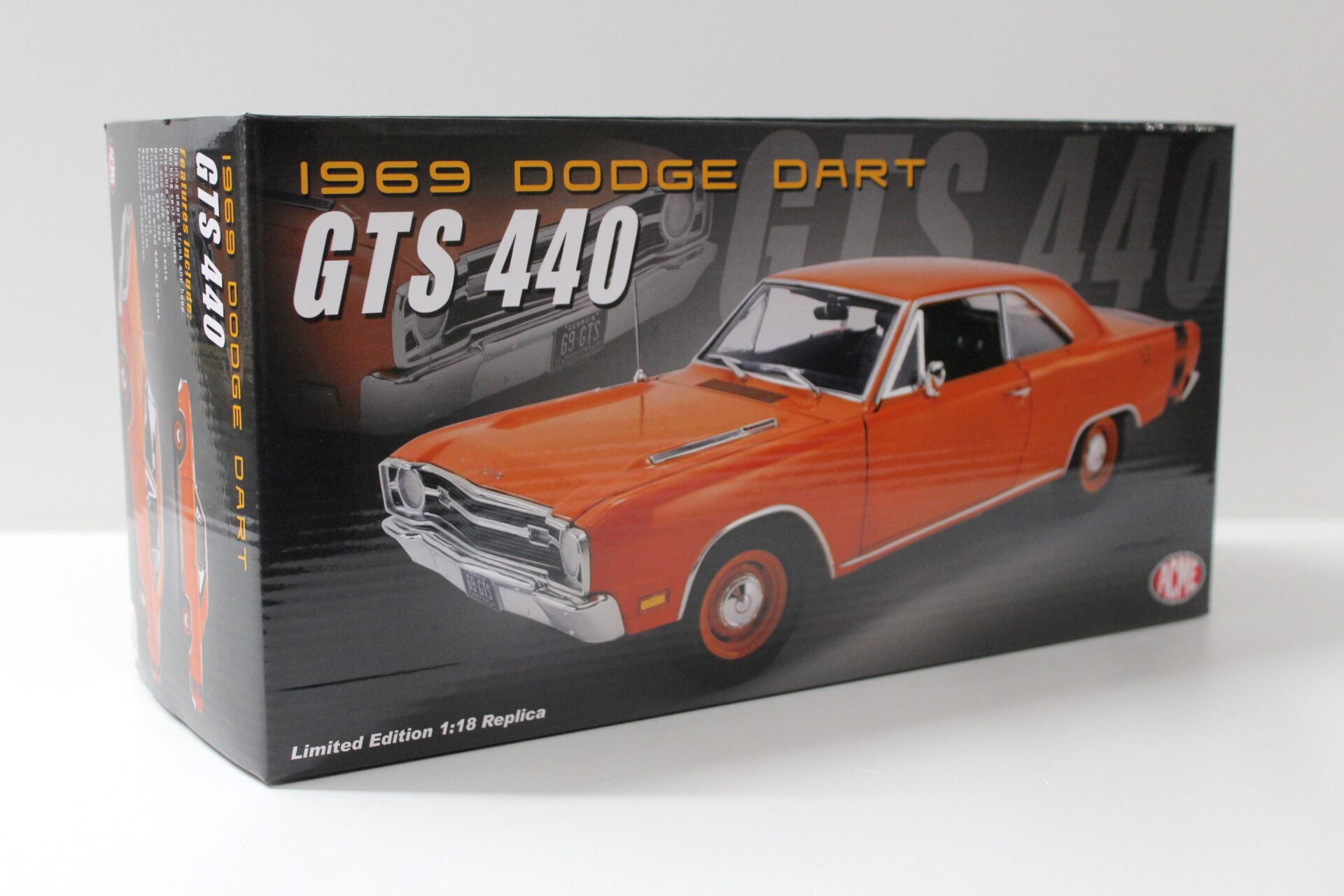1:18 ACME 1969 Dodge Dart GTS 440 Coupe orange