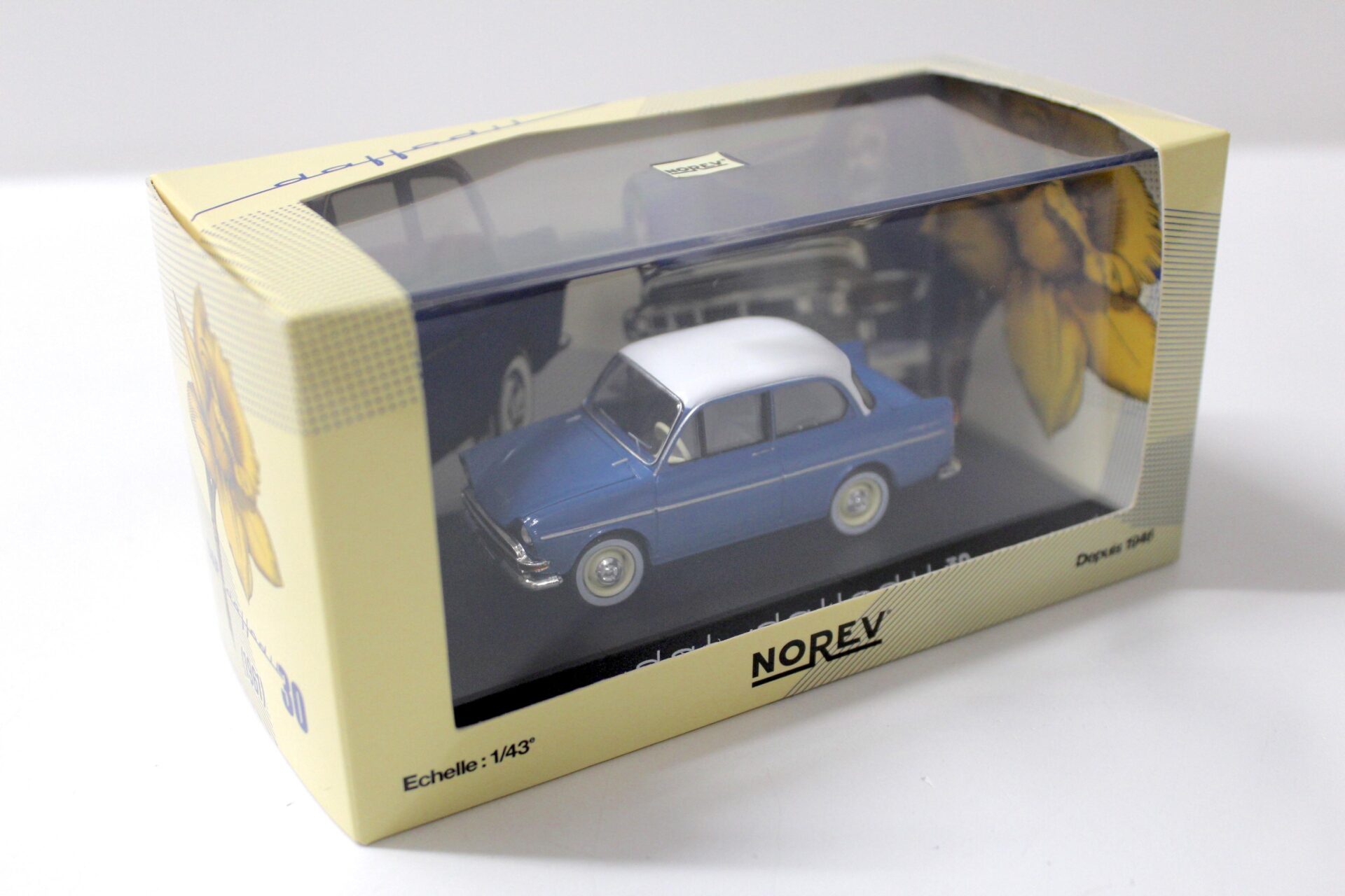 1:43 Norev DAF Daffodil 30 blue/ white Top