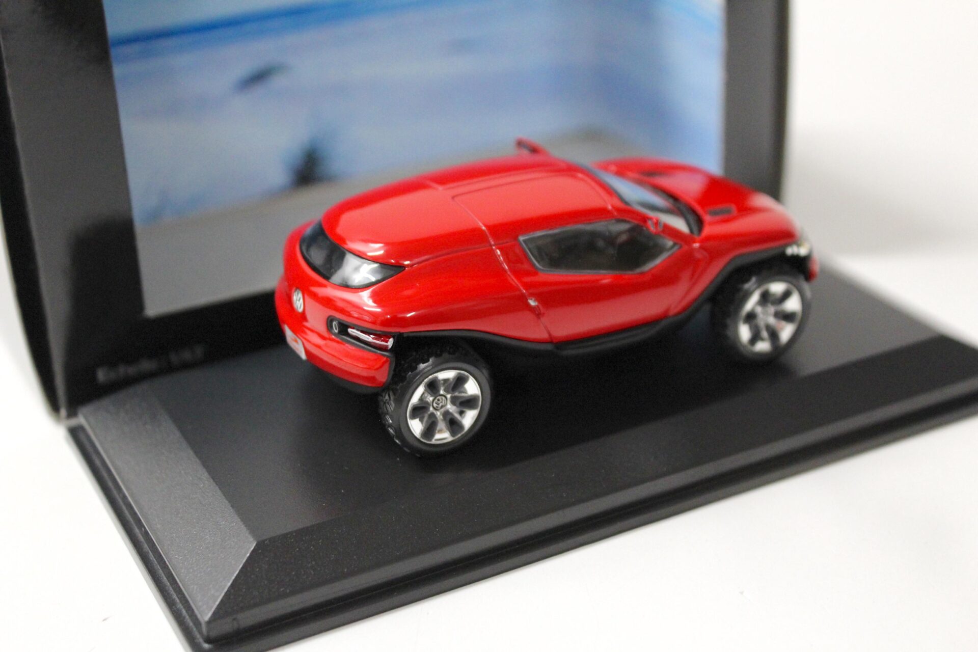1:43 Norev Volkswagen Concept T red