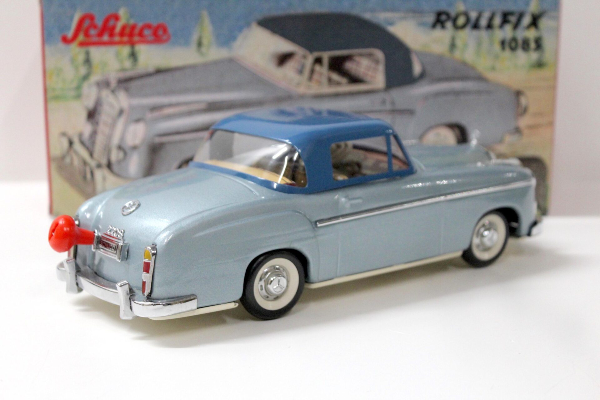 Schuco Rollfix 1085 Mercedes 220 S Ponton light blue metallic/ blue