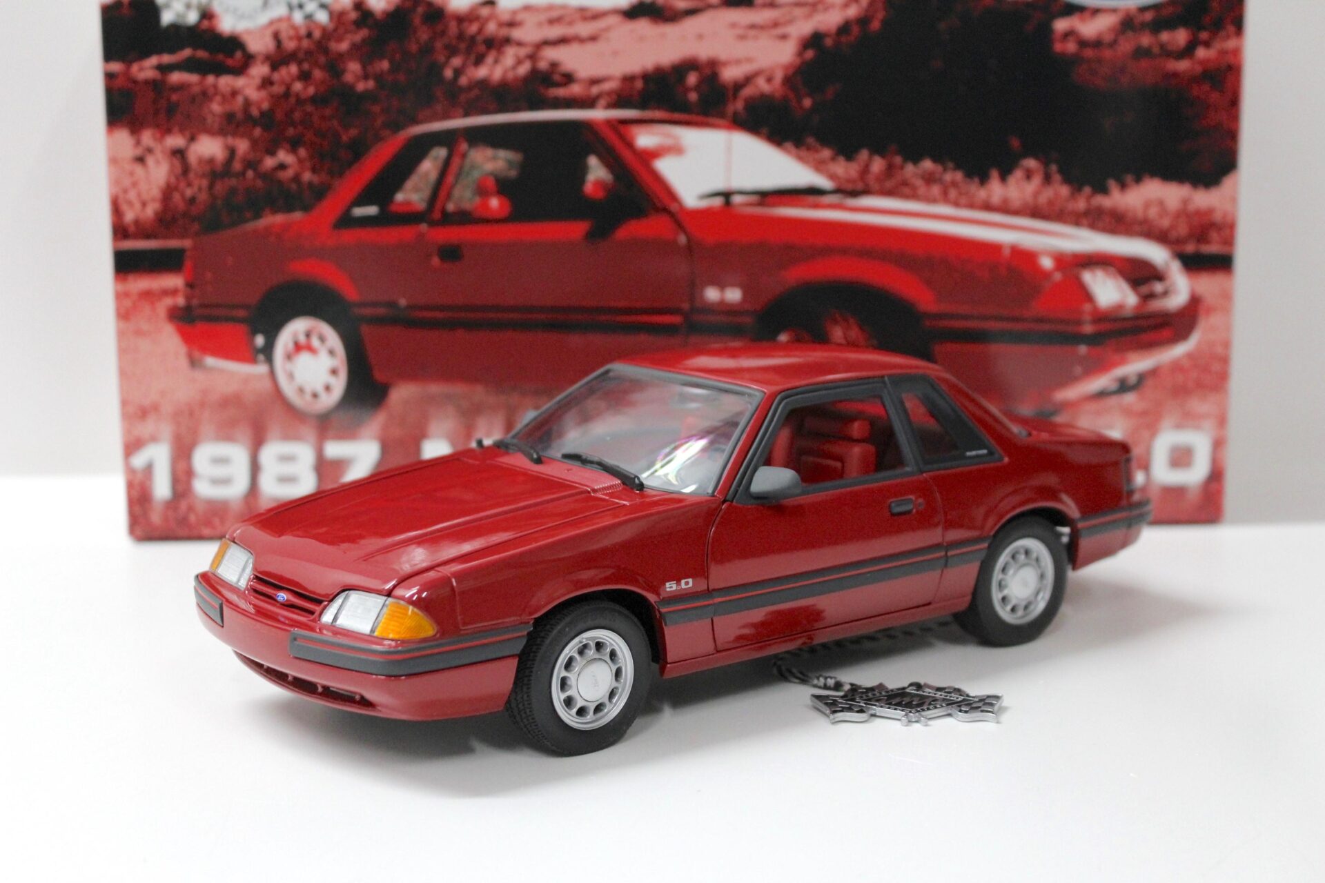 1:18 GMP 1987 Ford Mustang LX 5.0 Coupe red metallic
