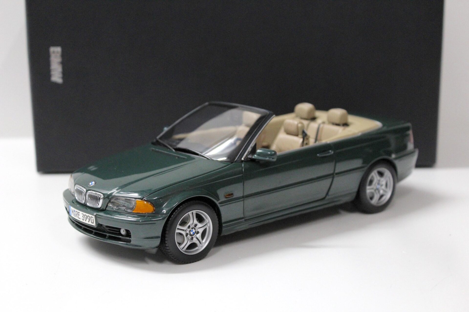 1:18 Kyosho BMW 3er 328CI E46 Convertible dark green DEALER
