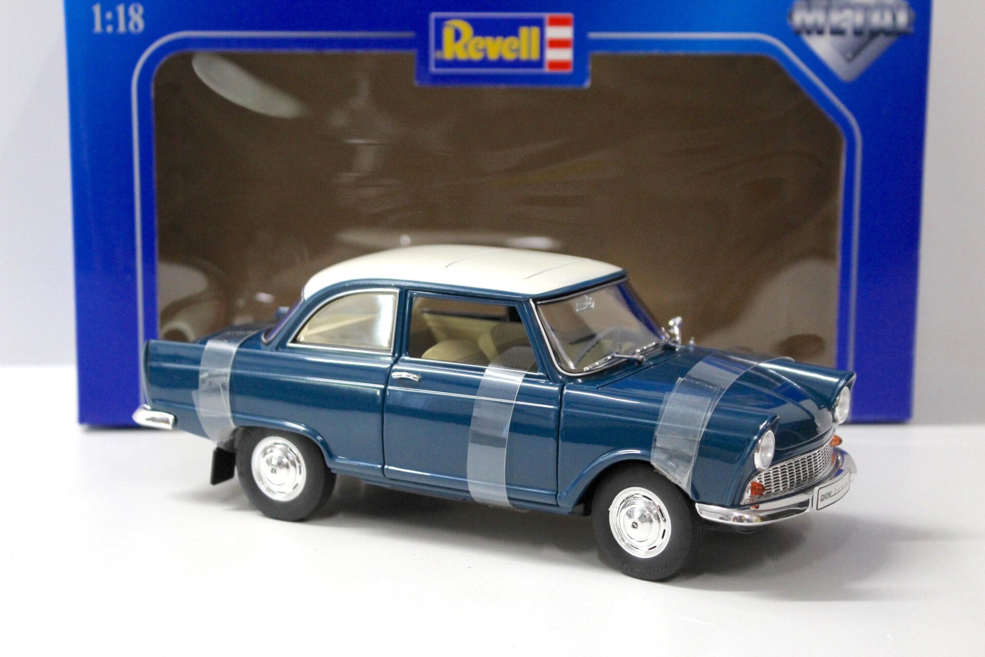1:18 Revell DKW Junior blue/ white