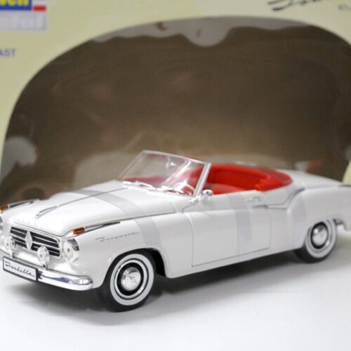 1:18 Revell Borgward Isabella Cabriolet white/ red