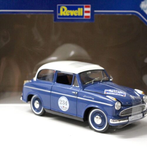 1:18 Revell Lloyd Alexander TS Racing blue #234