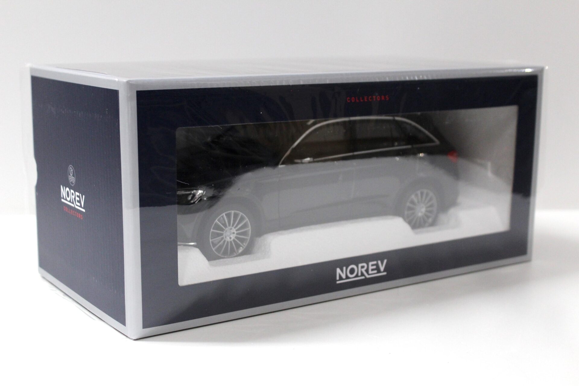 1:18 Norev Mercedes GLC SUV 2015 black