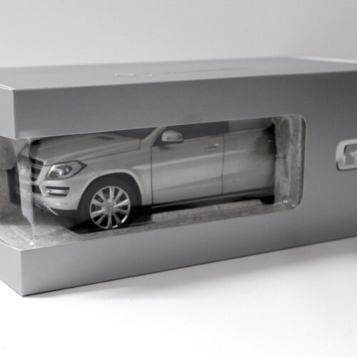 1:18 Norev Mercedes GL-Klasse 2012 iridium silver metallic DEALER VERSION