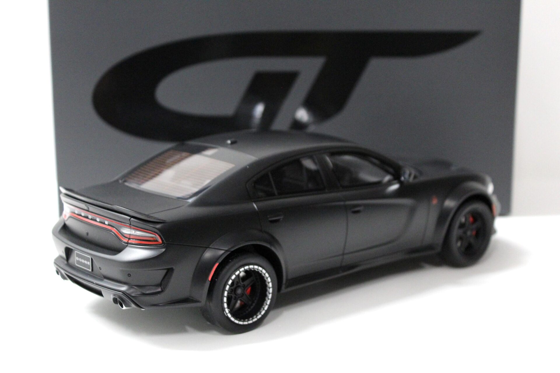1:18 GT Spirit GT301 Dodge Charger Hellcat SRT by Speedkore 2019 matt-black