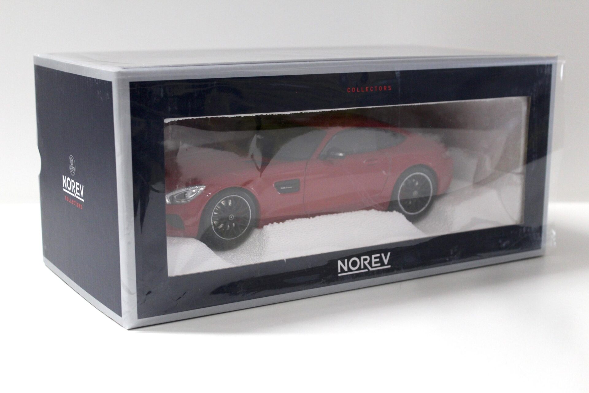 1:18 Norev Mercedes AMG GT Coupe 2015 red