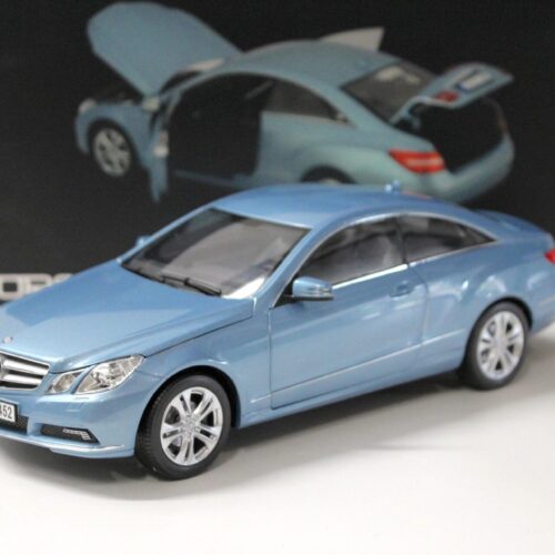1:18 Norev Mercedes E500 E-Class Coupe Indigolith blue metallic 2009