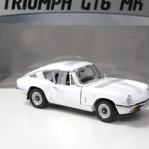 1:18 Sun Star Triumph GT6 MK3 Coupe white