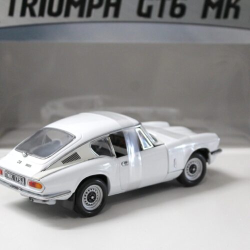1:18 Sun Star Triumph GT6 MK3 Coupe white