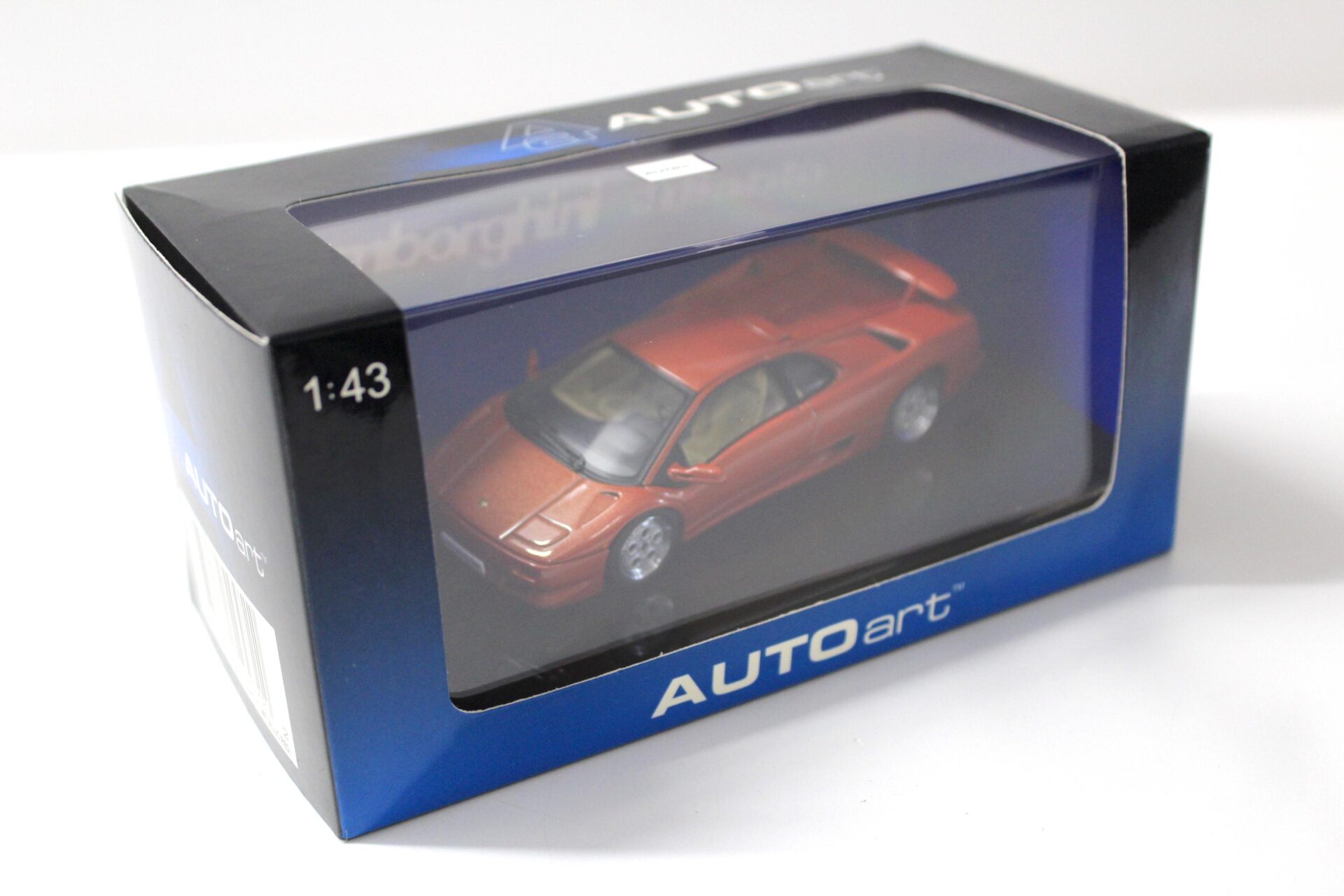 1:43 AUTOart Lamborghini Diablo Coupe VT metallic red