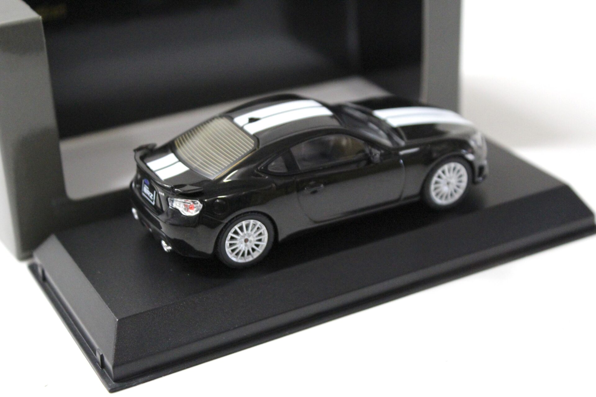 1:43 Kyosho J-Collection Subaru BRZ 2013 black with white stripes