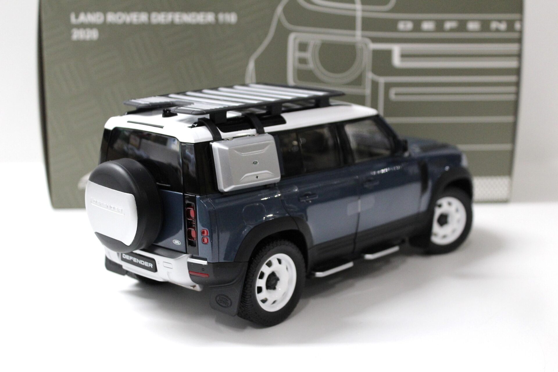 1:18 Almost Real Land Rover Defender 110 Tasman blue 2020