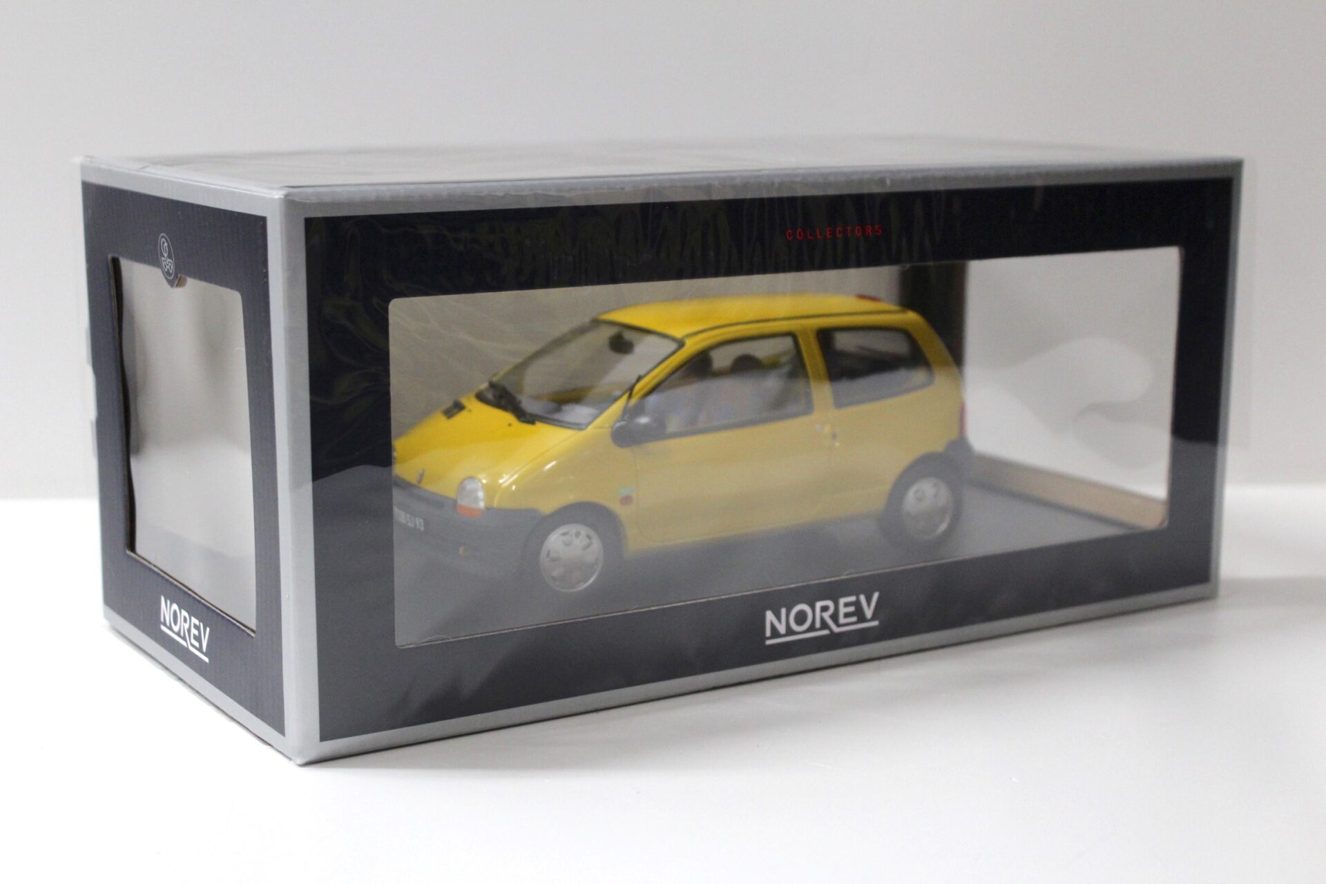 1:18 Norev Renault Twingo 1996 Lemon yellow & United Deco