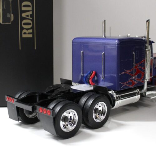 1:18 Road Kings Peterbilt 359 SZM 1967 blue metallic/ red flames