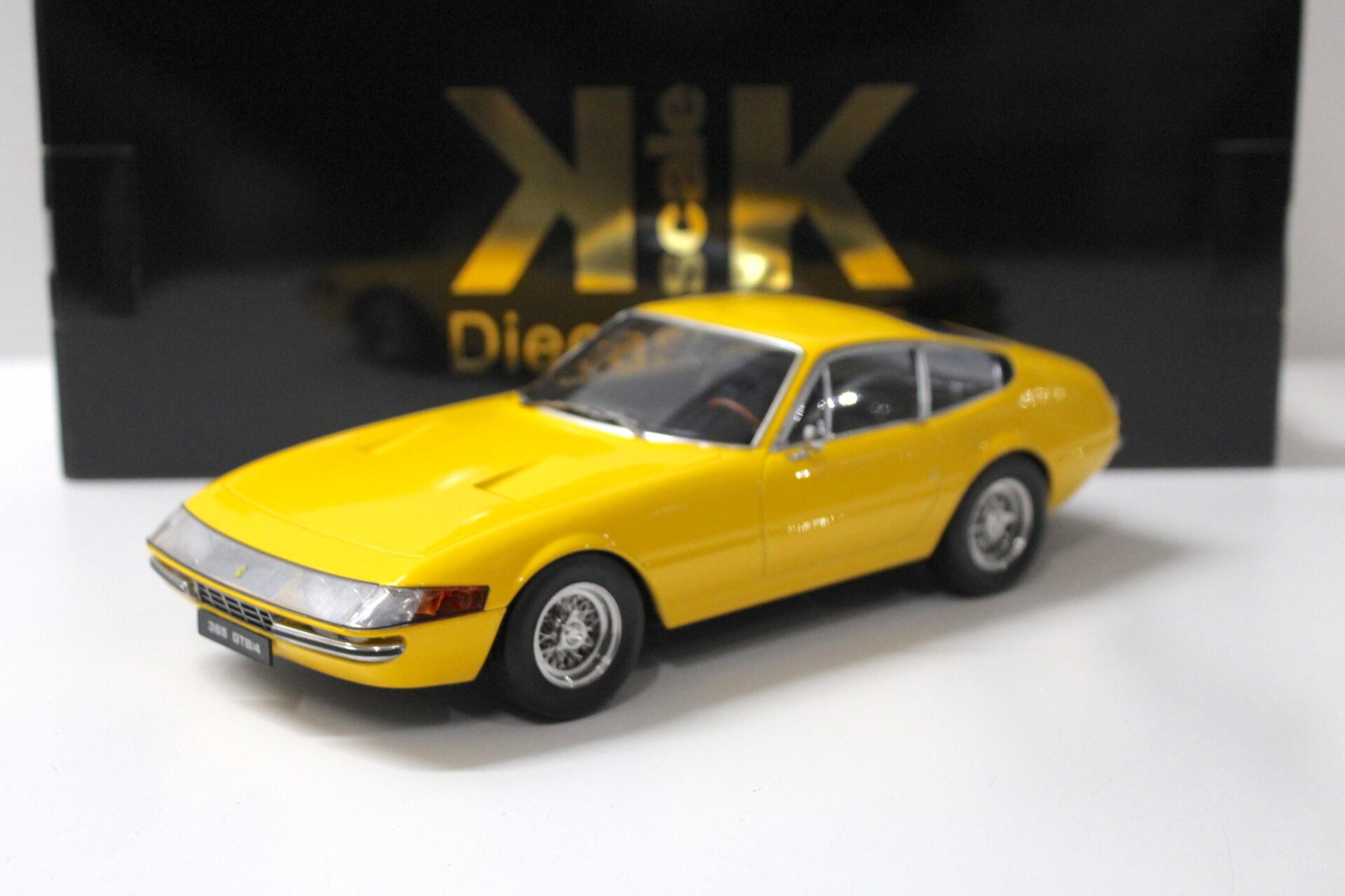 1:18 KK-Scale Ferrari 365 GTB/4 Daytona Coupe 1.Serie 1969 yellow