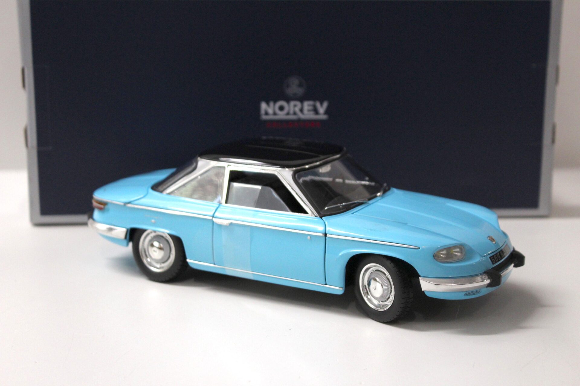1:18 Norev Panhard 24 CT Coupe 1964 Tolede blue/ black