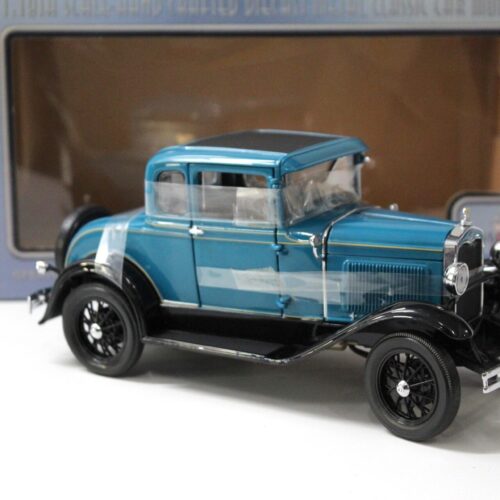 1:18 Motor City Classics 1931 Ford Model A Coupe blue/ black