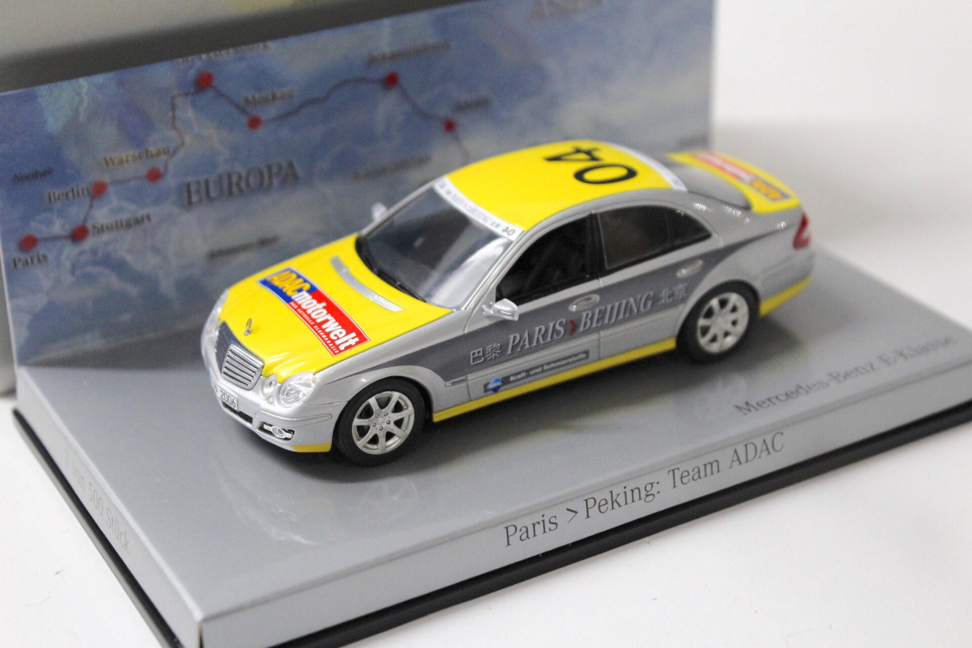 1:43 Minichamps Mercedes E-Klasse Limousine Rally Paris - Peking Team ADAC DEALER VERSION