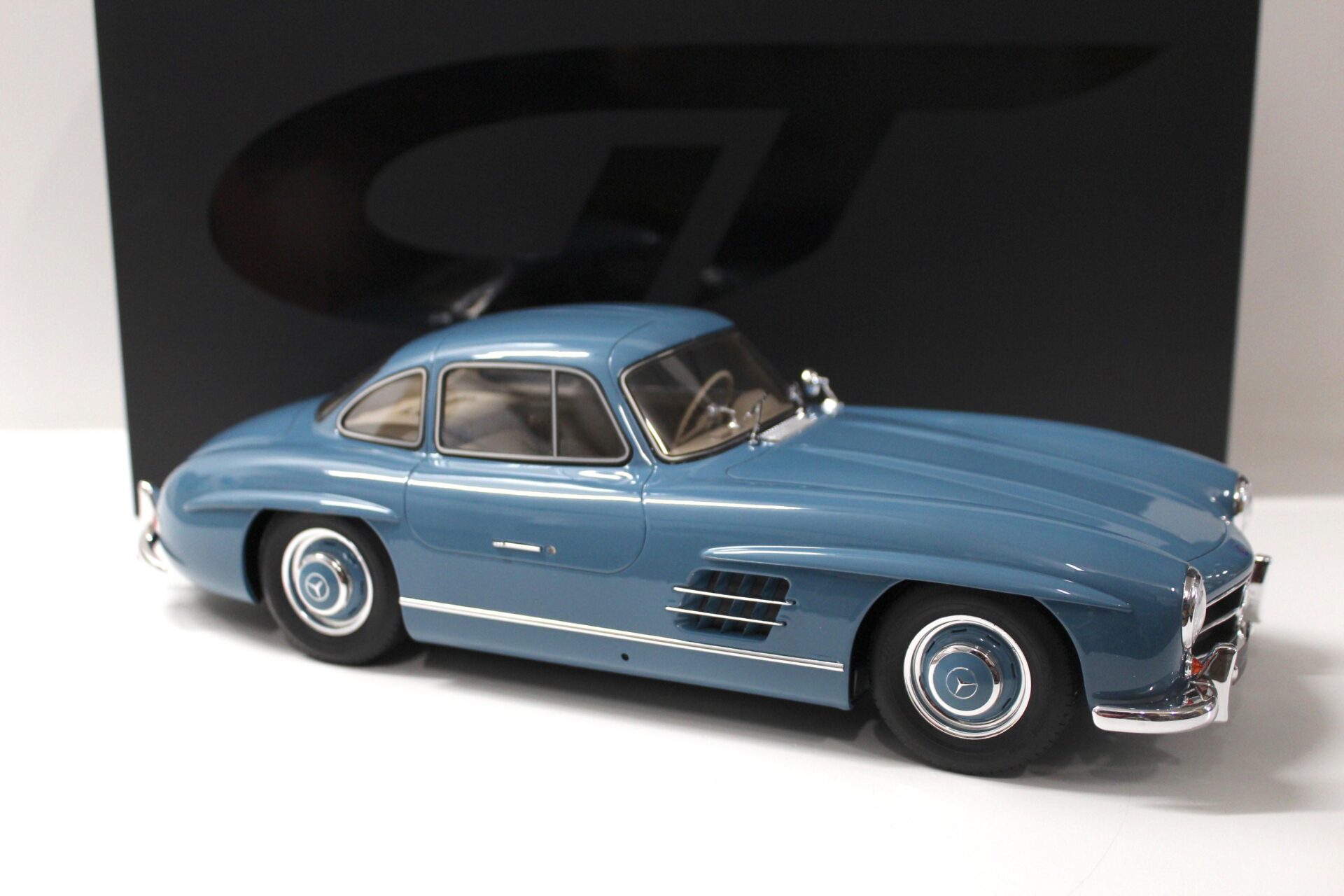1:12 GT Spirit GT308 Mercedes 300SL Coupe 1954 light blue