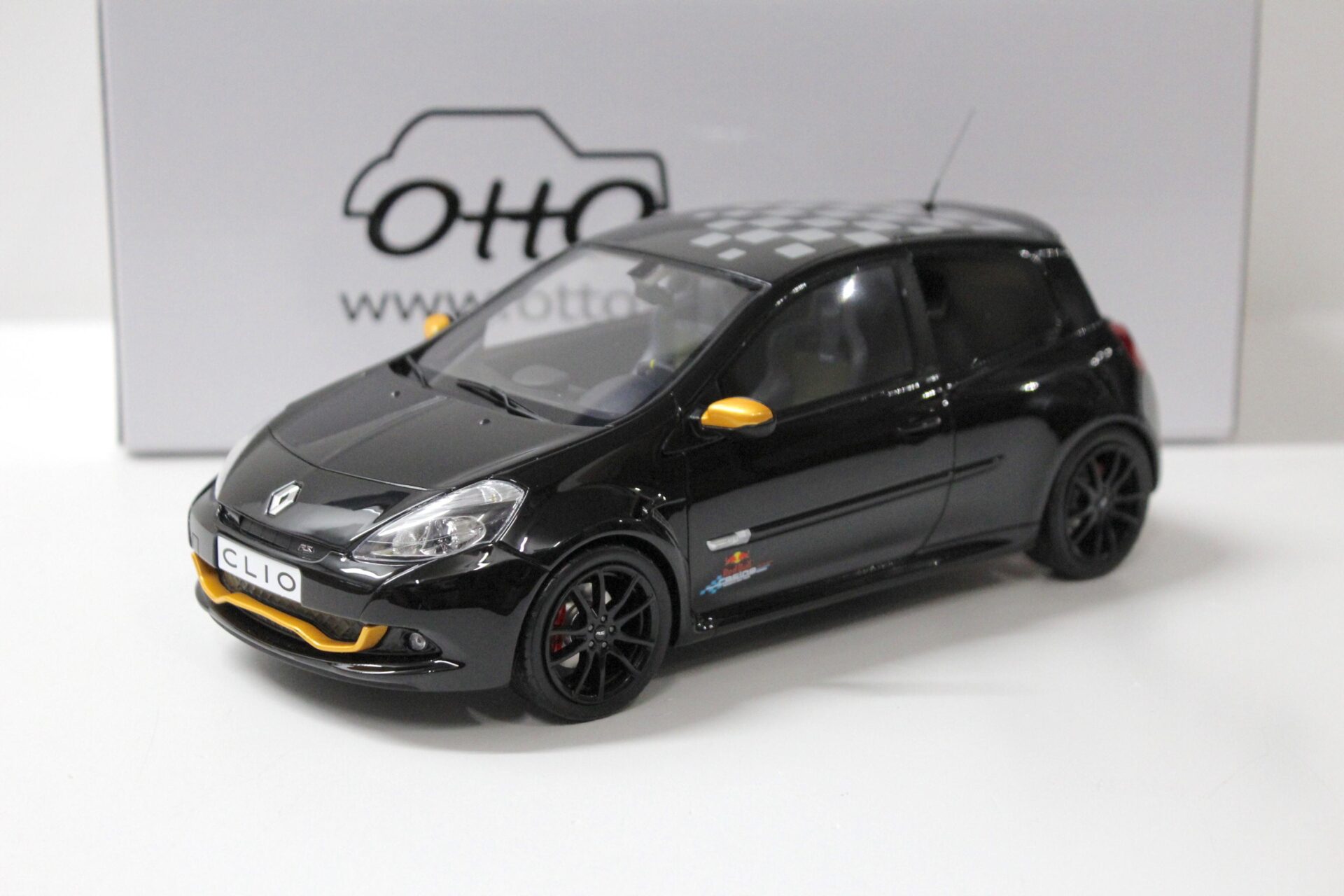 1:18 OTTO mobile OT884 Renault Clio 3 Phase 2 RS RB7 black 2012