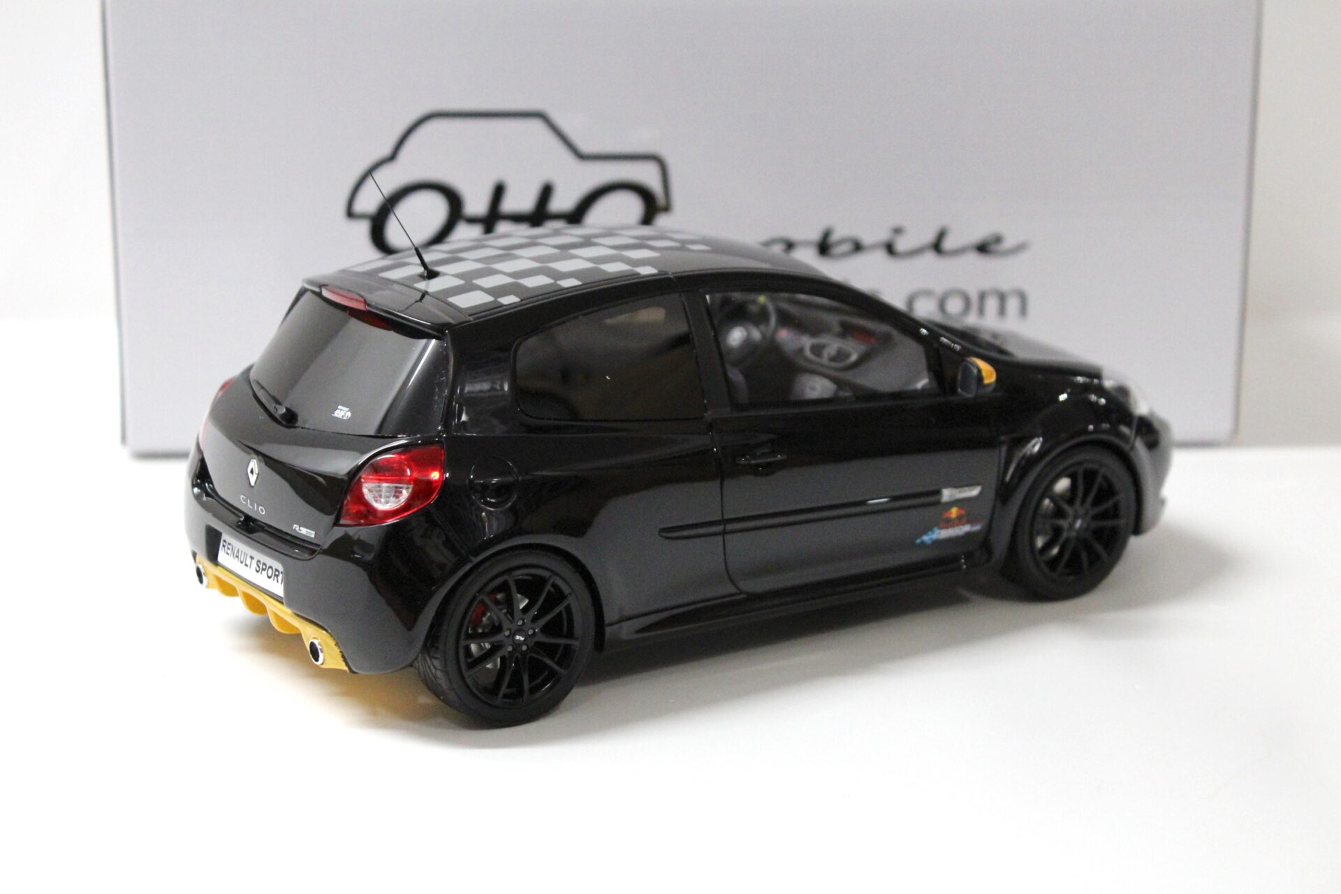 1:18 OTTO mobile OT884 Renault Clio 3 Phase 2 RS RB7 black 2012
