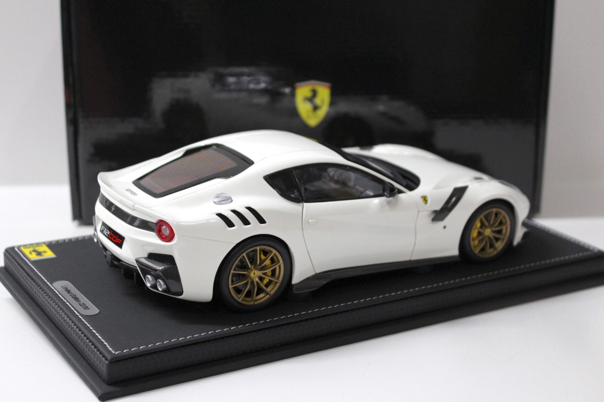 1:18 BBR Ferrari F12 TDF Avus white/ gold wheel FULL OPENING Limited 30 pcs.