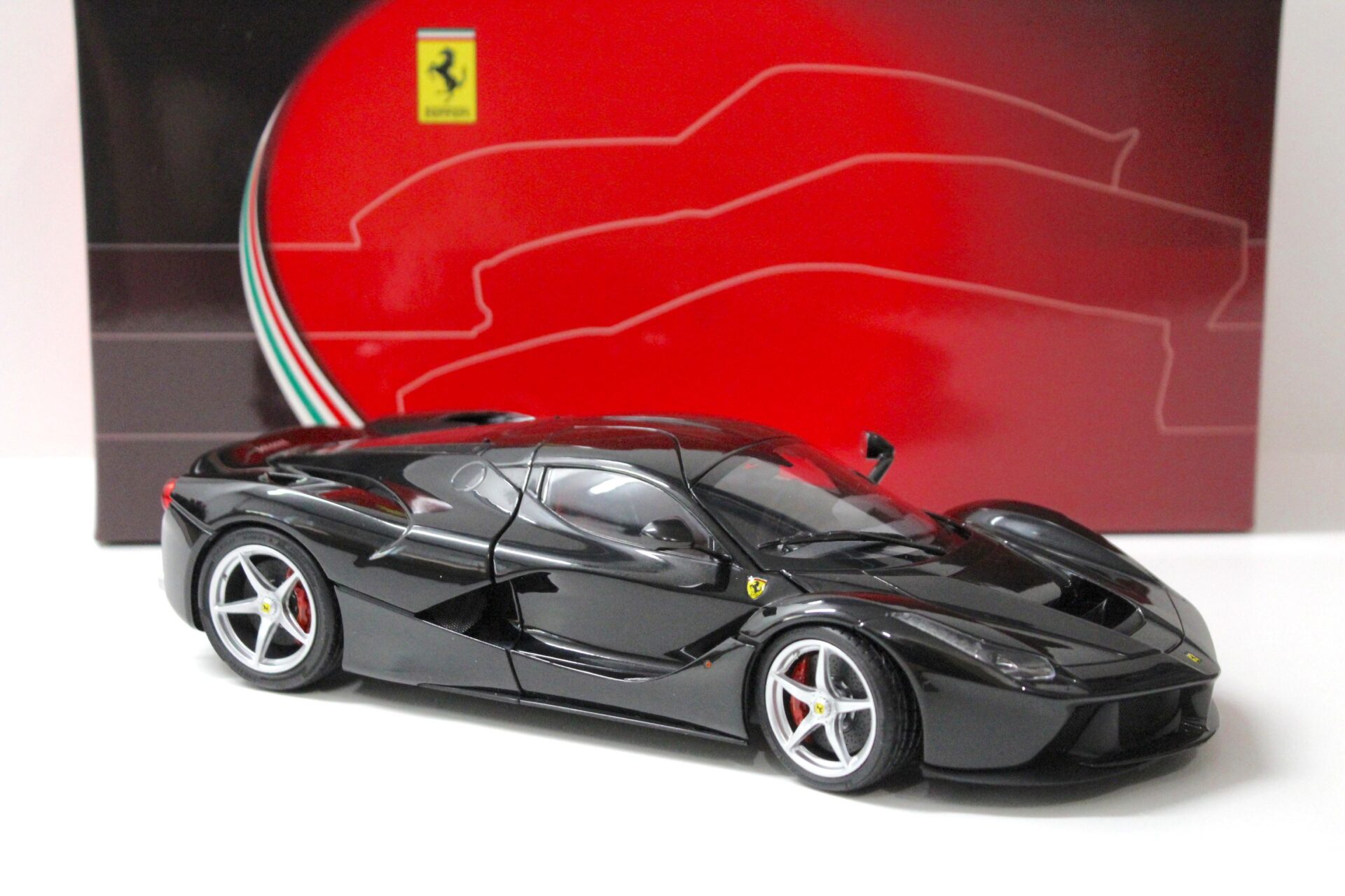 1:18 BBR Ferrari LaFerrari black Daytona metallic FULL OPENING