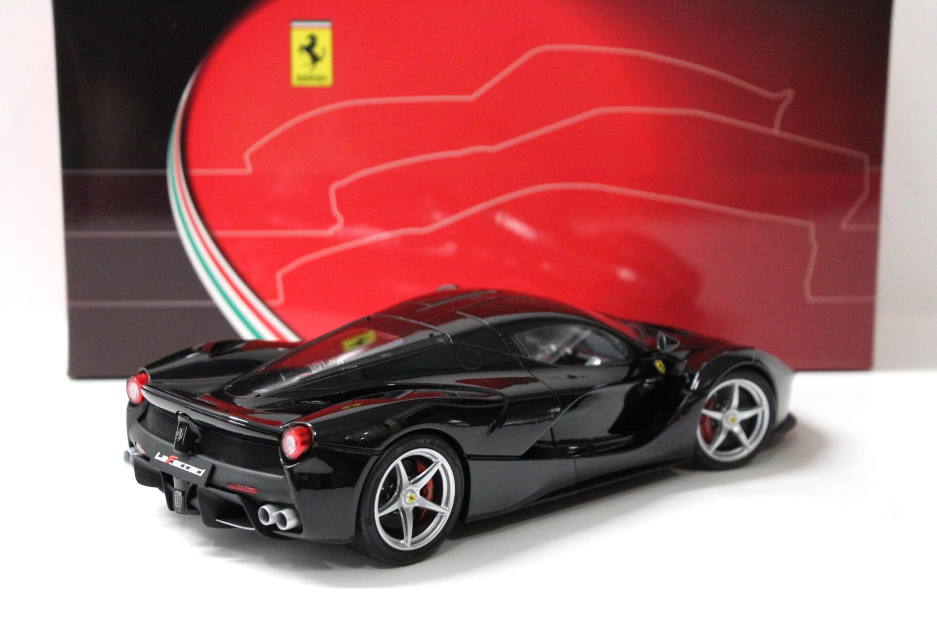 1:18 BBR Ferrari LaFerrari black Daytona metallic FULL OPENING