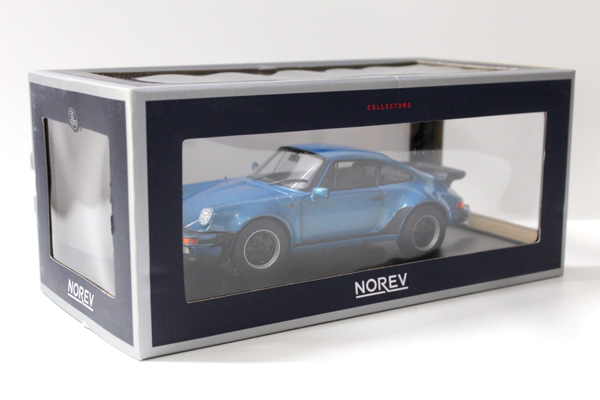 1:18 Norev Porsche 911 Turbo 3.3 Coupe 1977 enzian blue metallic