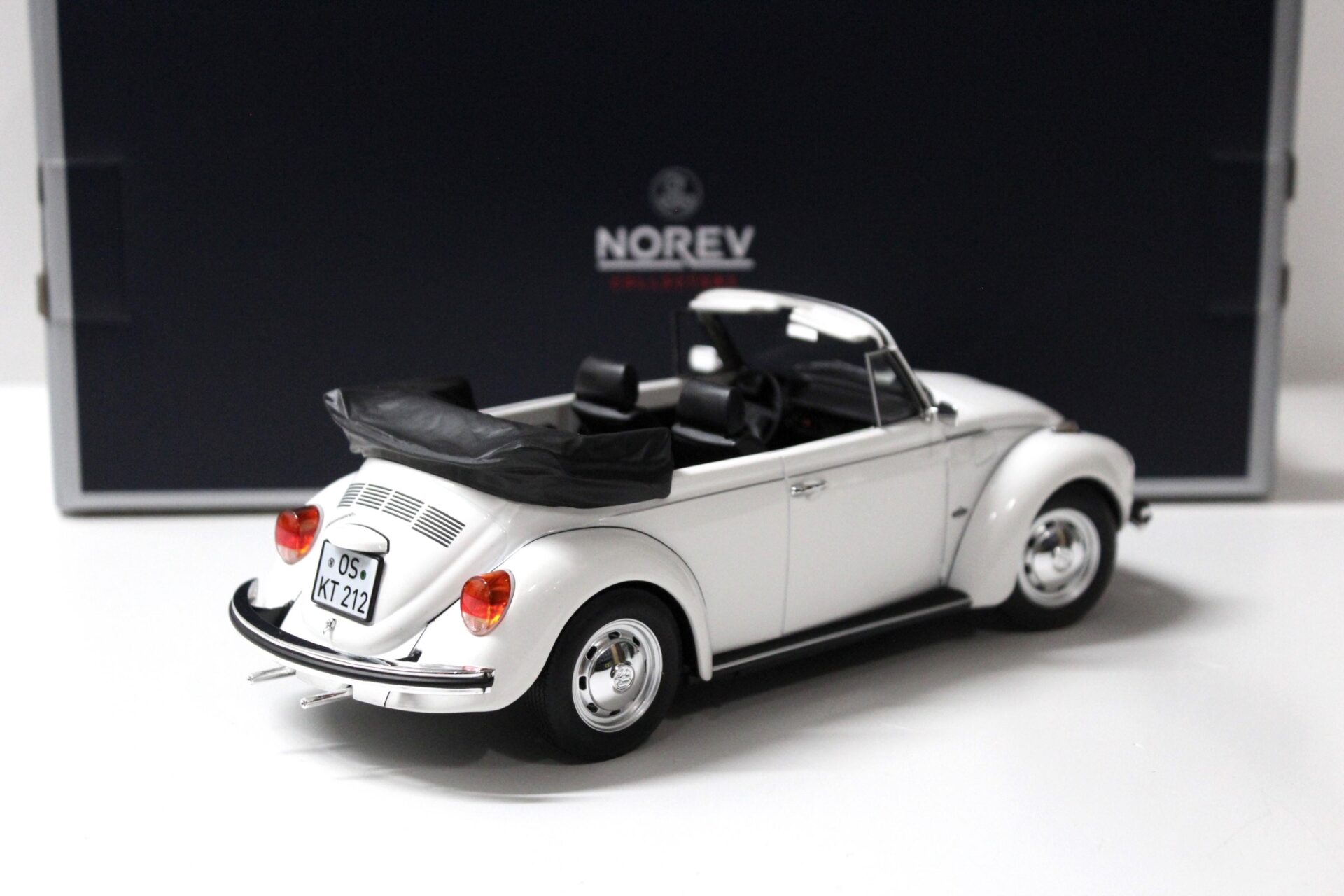 1:18 Norev VW Käfer 1303 Cabriolet 1972 white