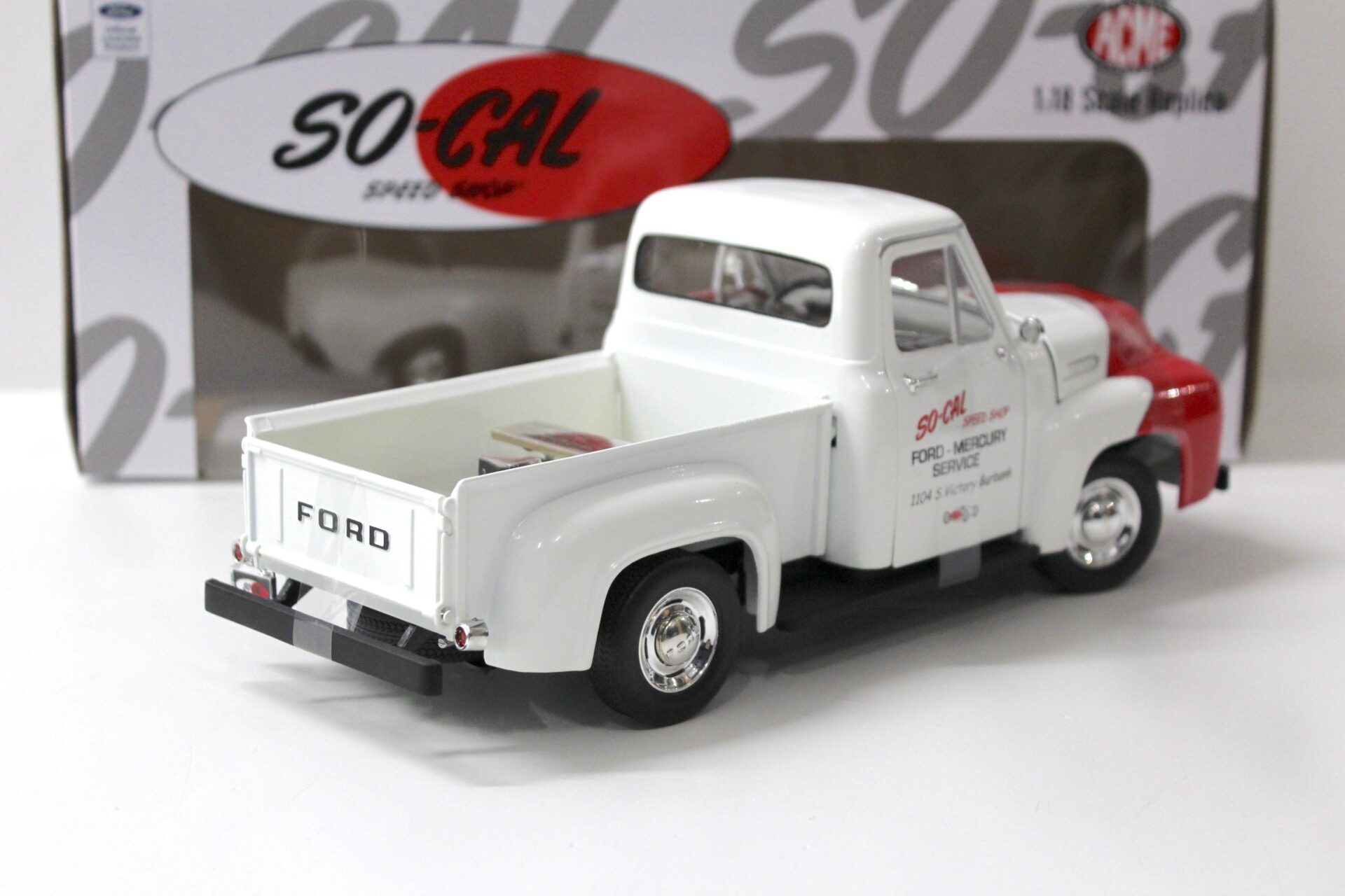 1:18 ACME 1953 Ford F100 Pick-Up SO-CAL Speed Shop Push Truck white/ red