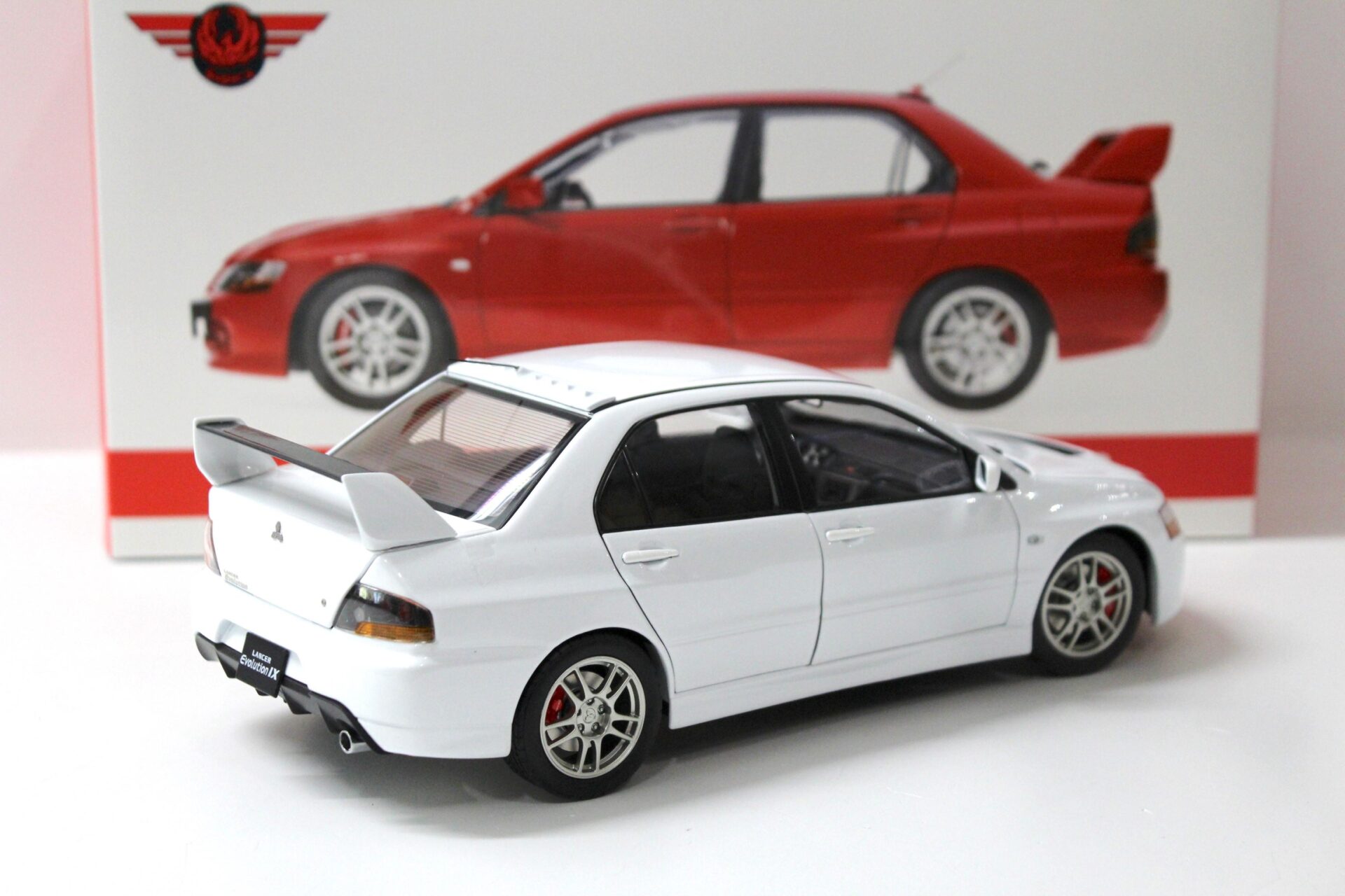1:18 Kyosho SUPER A Mitsubishi Lancer Evolution IX GSR white