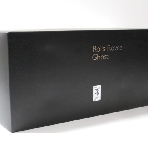 1:18 Kyosho Rolls Royce Ghost Darkest Tungsten/ silver - Image 4