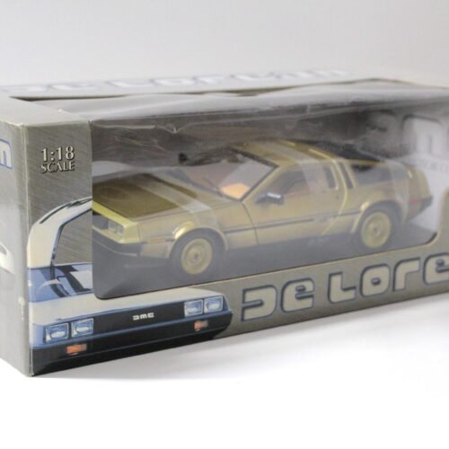 1:18 Sun Star 1981 DMC Delorean Gold Edition