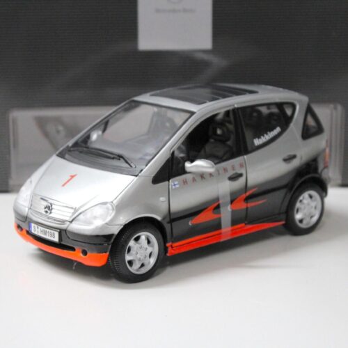 1:18 Maisto Mercedes A-Klasse Formula 1 Design Hakkinen DEALER VERSION