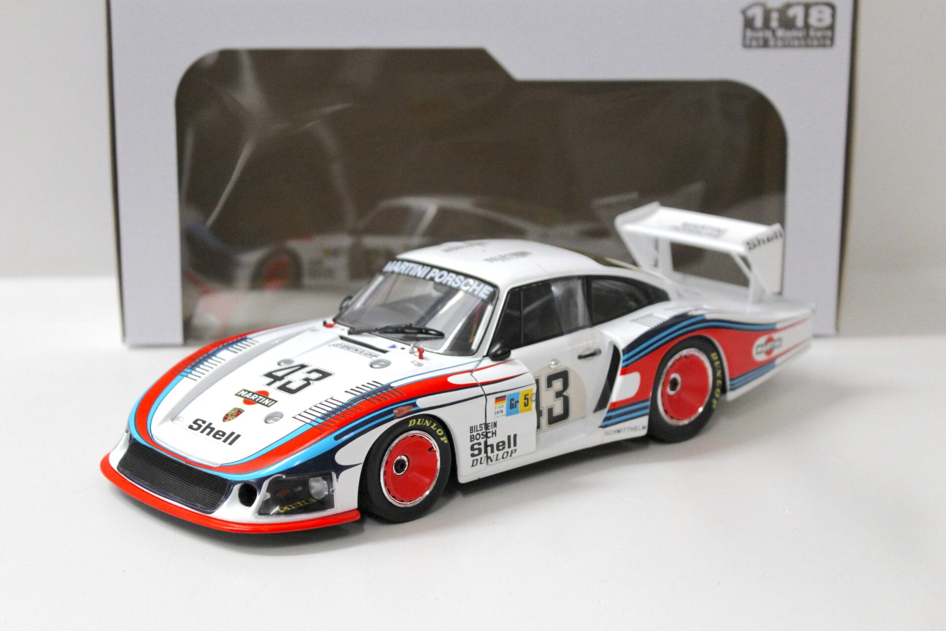 ID 55287 orig.jpg 1:18 Solido Porsche 935 Moby Dick #43 Martini Racing Le Mans 1978