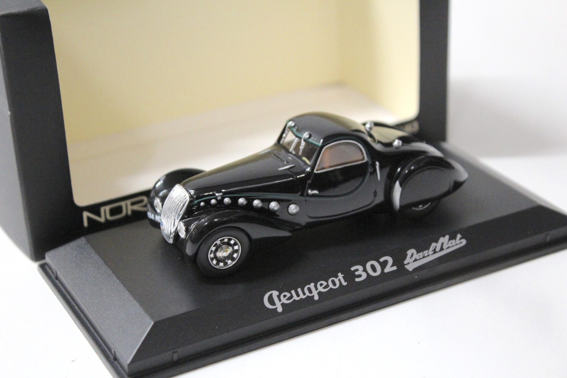 1:43 Norev Peugeot 302 DarlÂ´Mat Coupe black