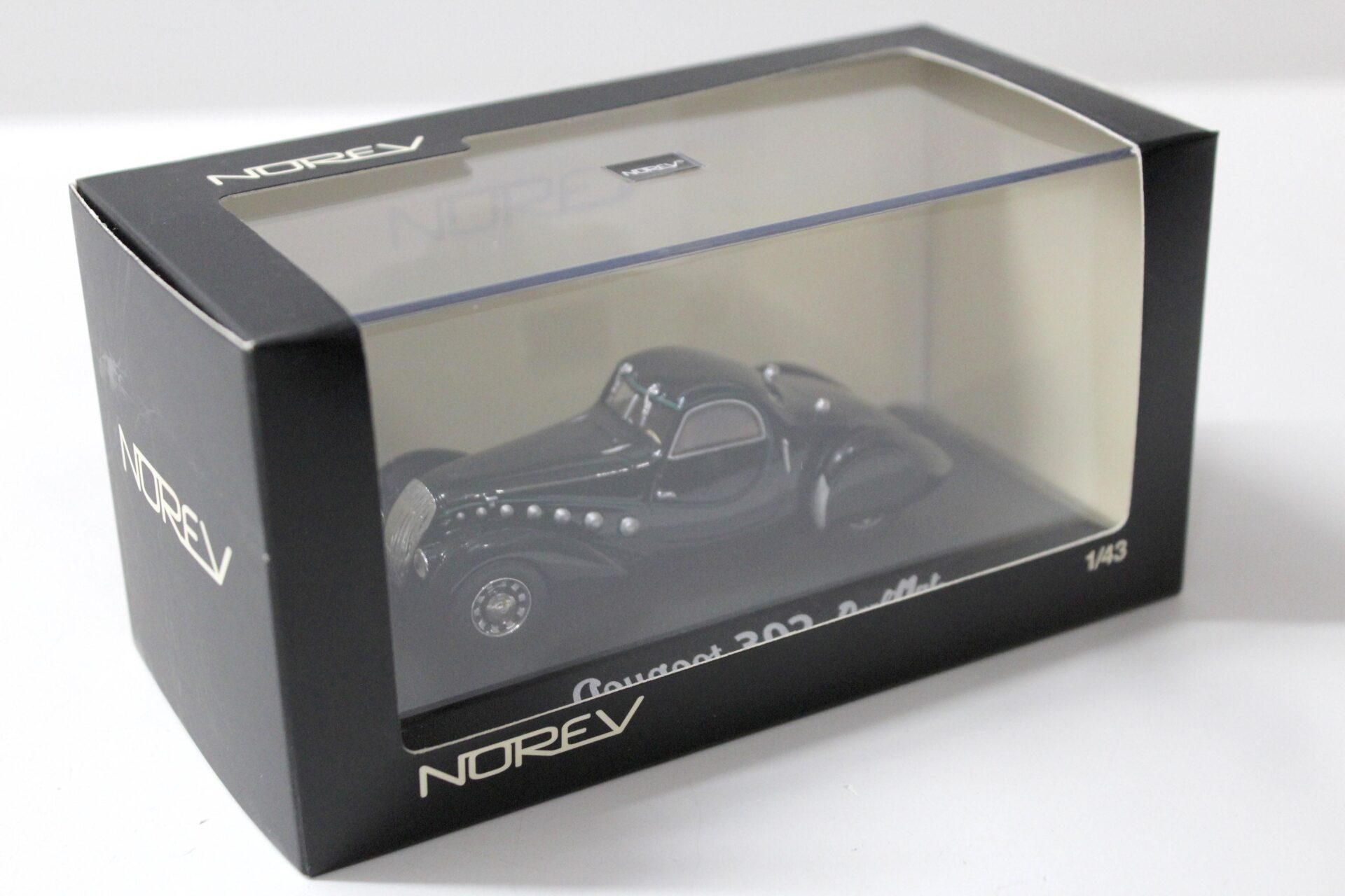 1:43 Norev Peugeot 302 DarlÂ´Mat Coupe black