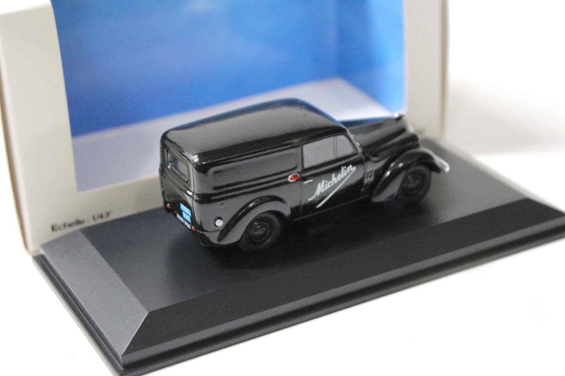 1:43 Norev Renault Break Juvaquatre Van "Michelin" black