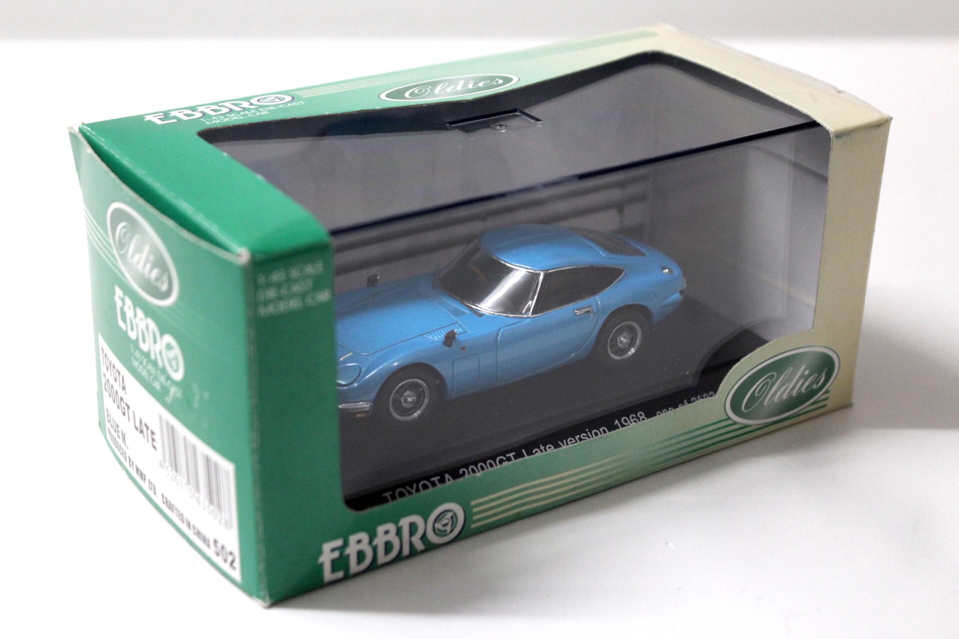 1:43 Ebbro Toyota 2000GT Coupe Late Version 1968 blue metallic