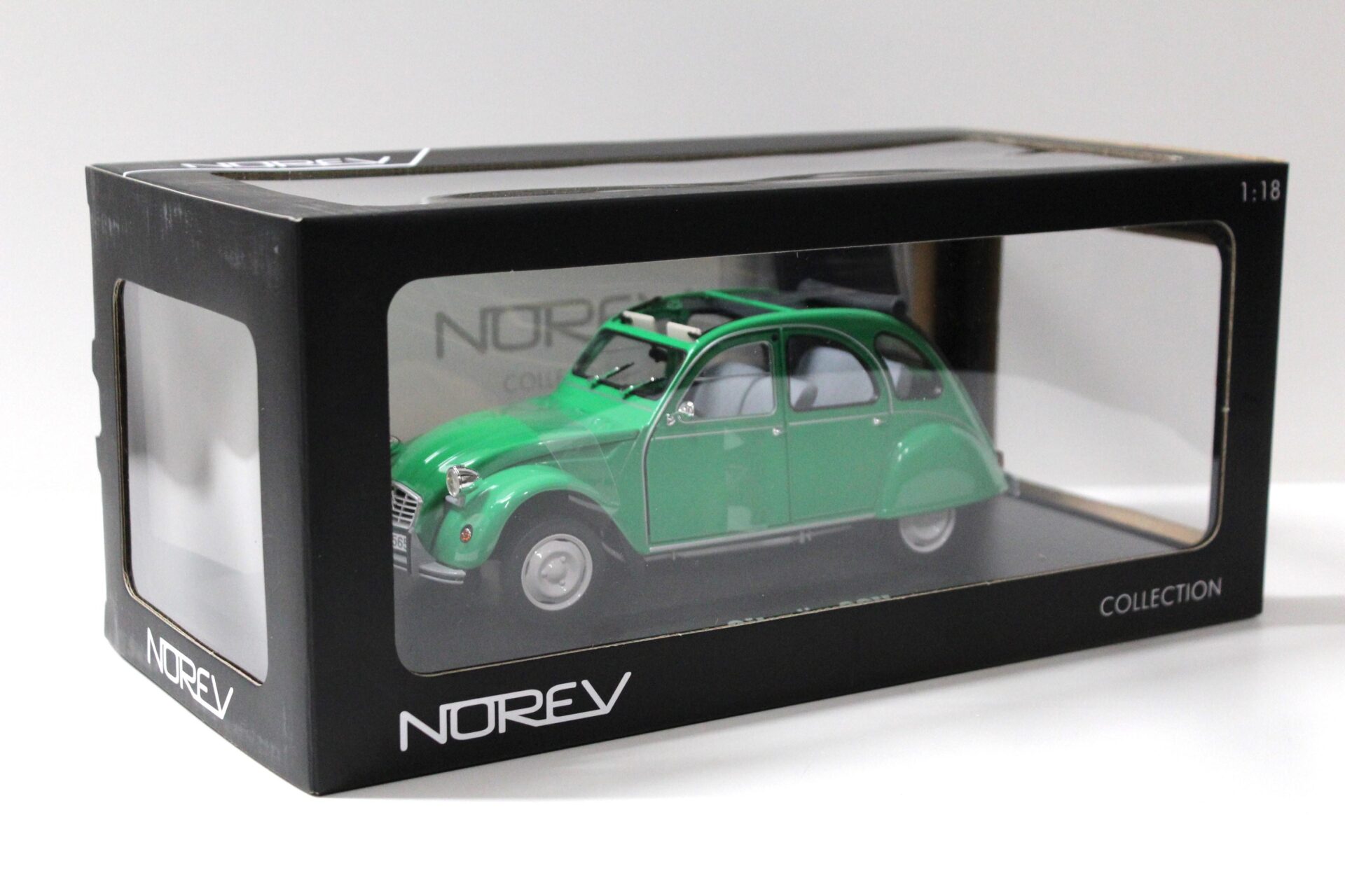 1:18 Norev Citroen 2 CV Ente green