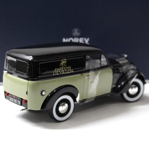 1:18 Norev Renault 300 kg Juvaquatre 1953 Parfums Revillon