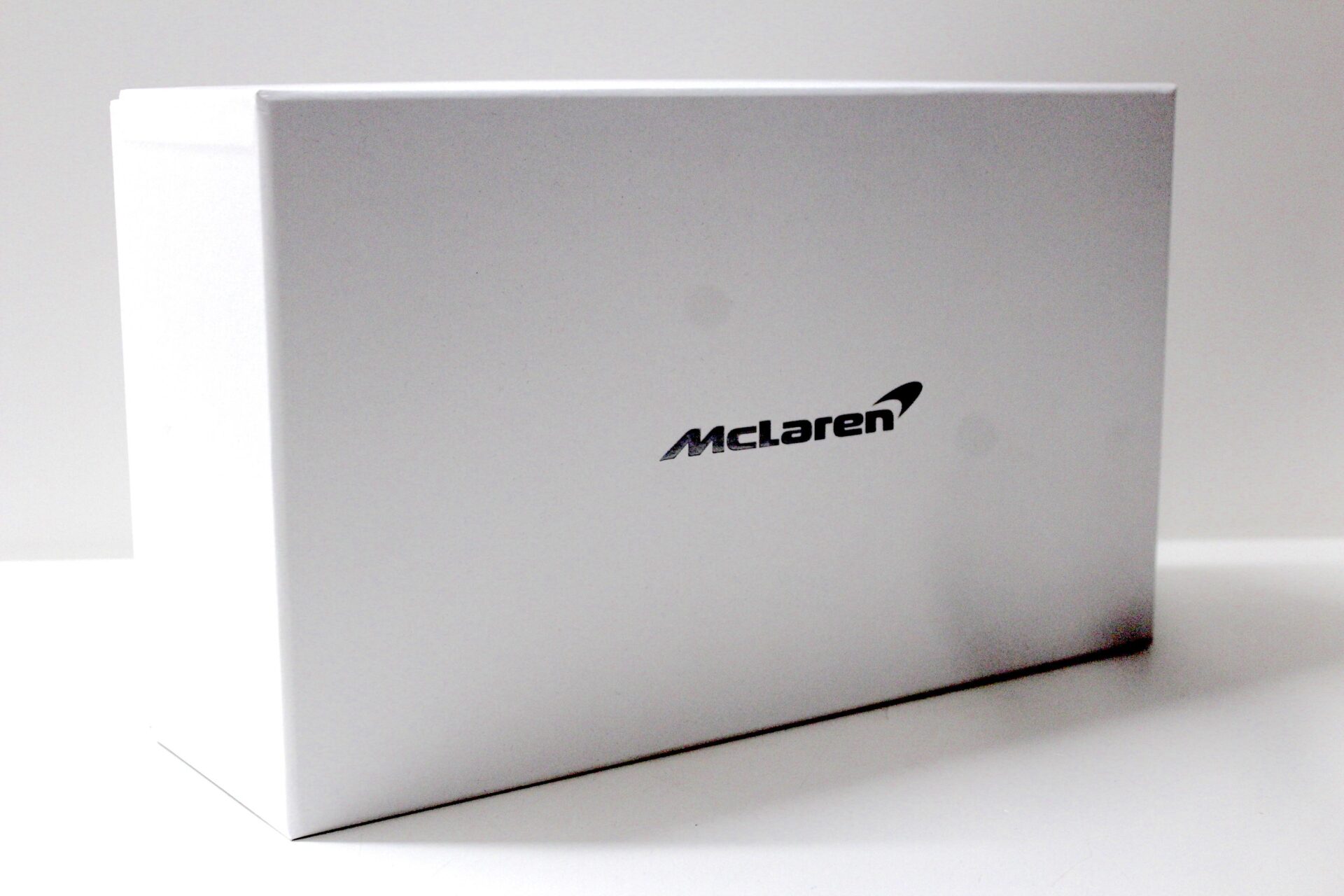 1:18 True Scale TSM McLaren Speedtail 2019 Liquid crystal DEALER VERSION