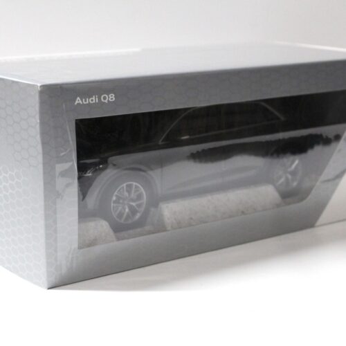 1:18 Norev Audi Q8 SUV Samurai grey DEALER VERSION
